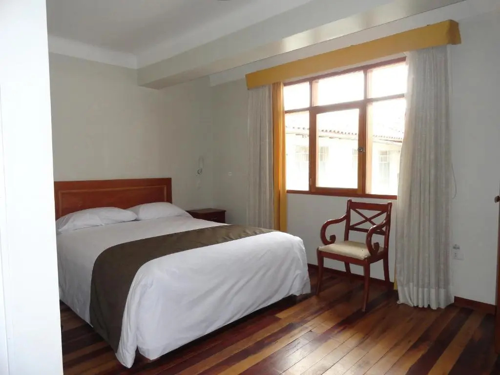 Emperador Plaza - Chambres