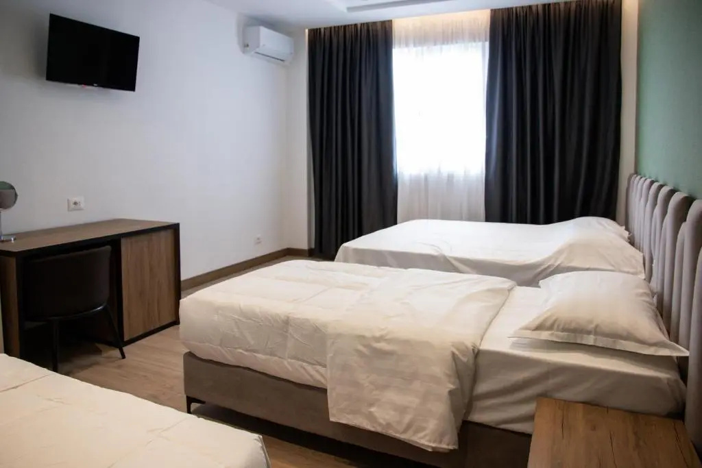 Deluxe Quadruple room