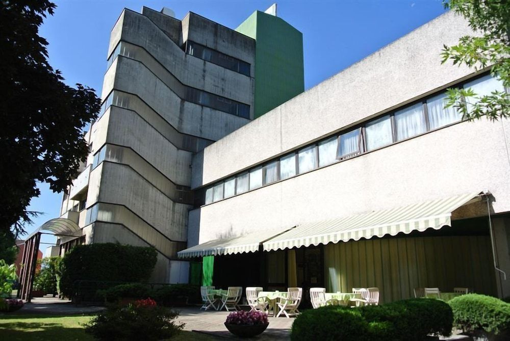 Hotel photo 32