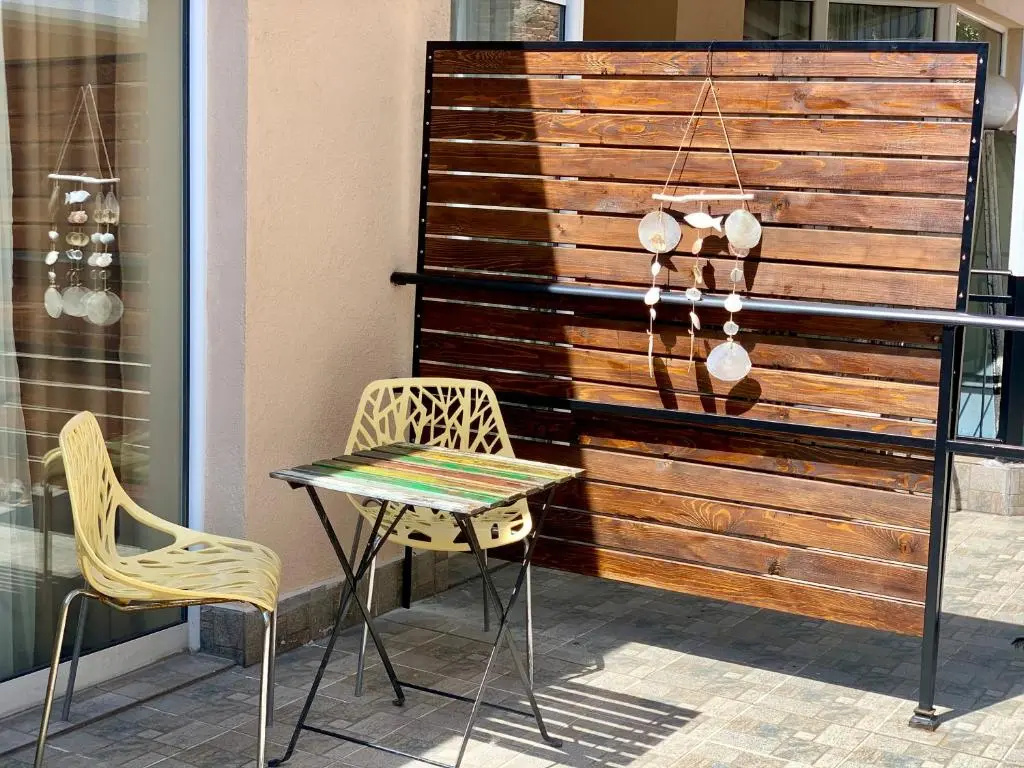 Standard Double room with balcony (full double bed)