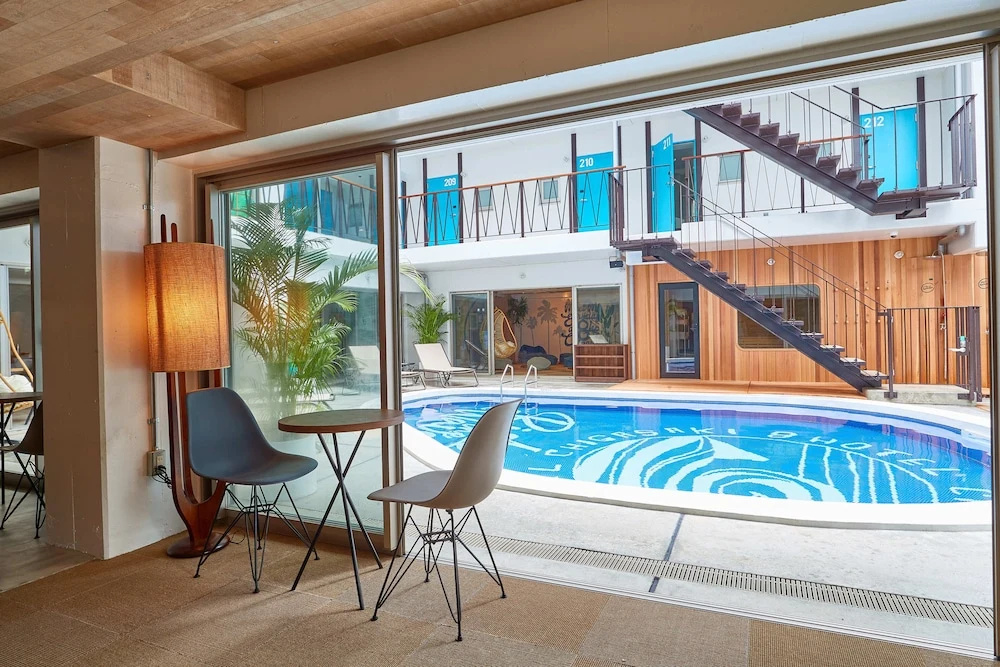 Balcony & Terrace