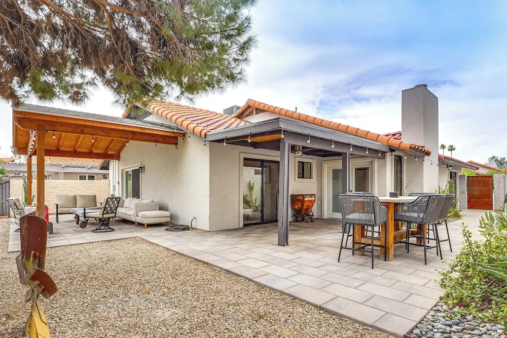 < 1/2 Mi to Golf! Lakefront Mesa Oasis w/ Dock