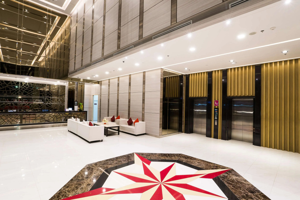 Best Western Plus Wanda Grand Hotel — фото