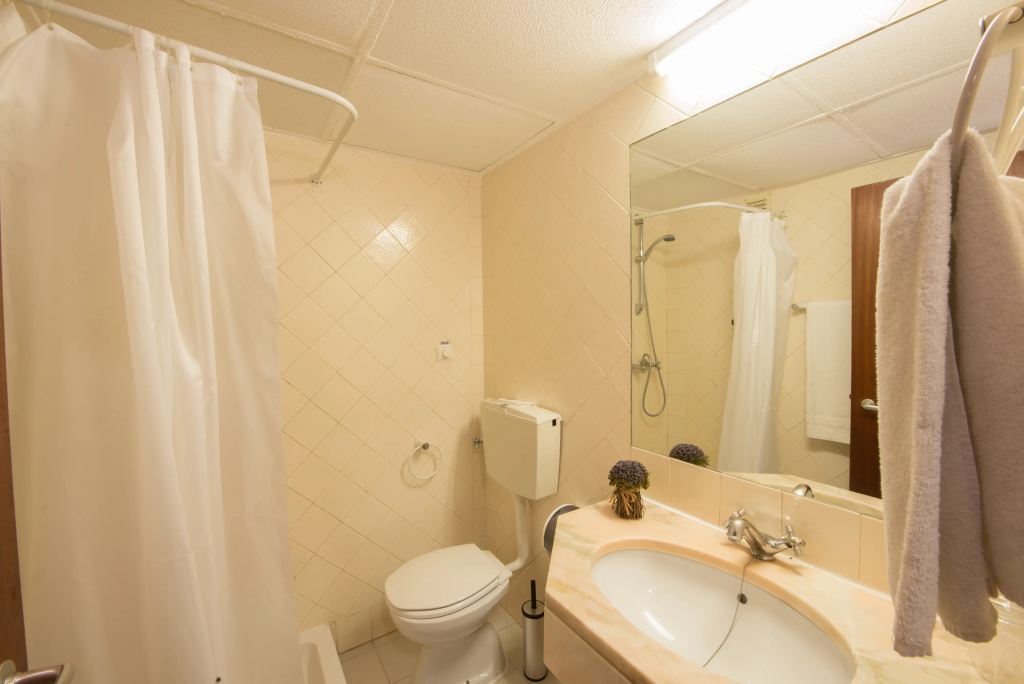Holiday Inn Express and Suites Lisbon Principe Real by IHG - Général