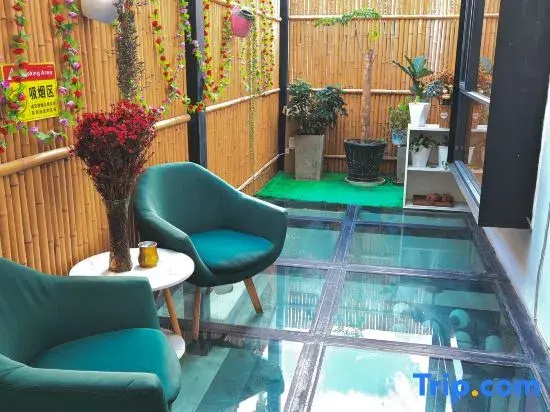 Bite Chayun Homestay (Dali Ancient City Bohai Gate)
