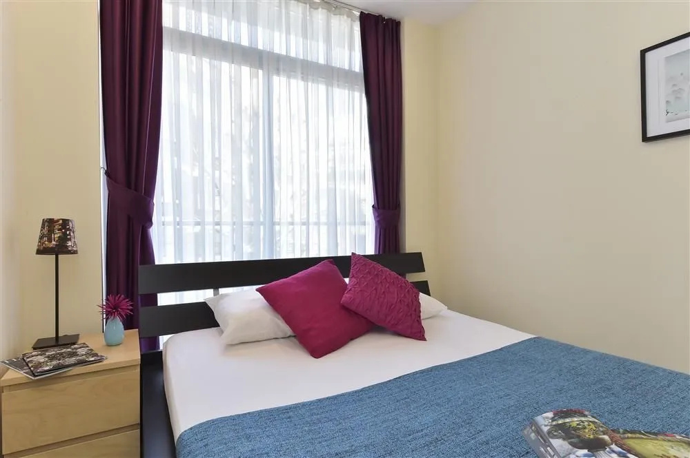 Chancery Lane - 1 Bedroom Apartment, 4Th Floor - Aak 48752