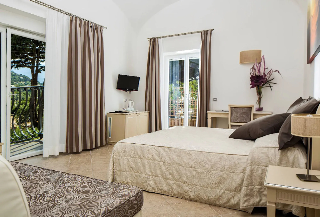 Hotel photo 36