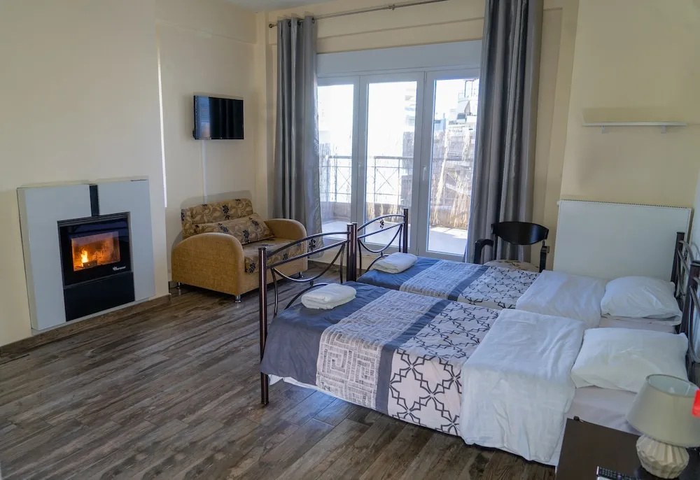 Deluxe Quadruple room with balcony and with park view