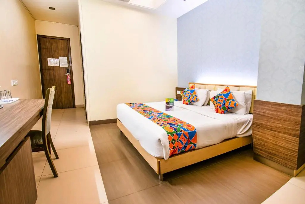 Hotel Sadanand Regency - Chambres