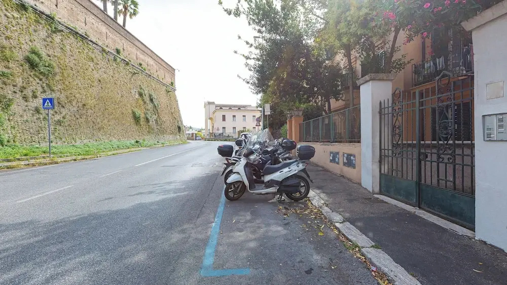 Rental in Rome Karan's Suite Apartment