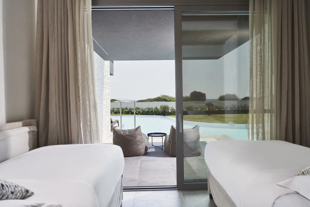 Balcony & Terrace