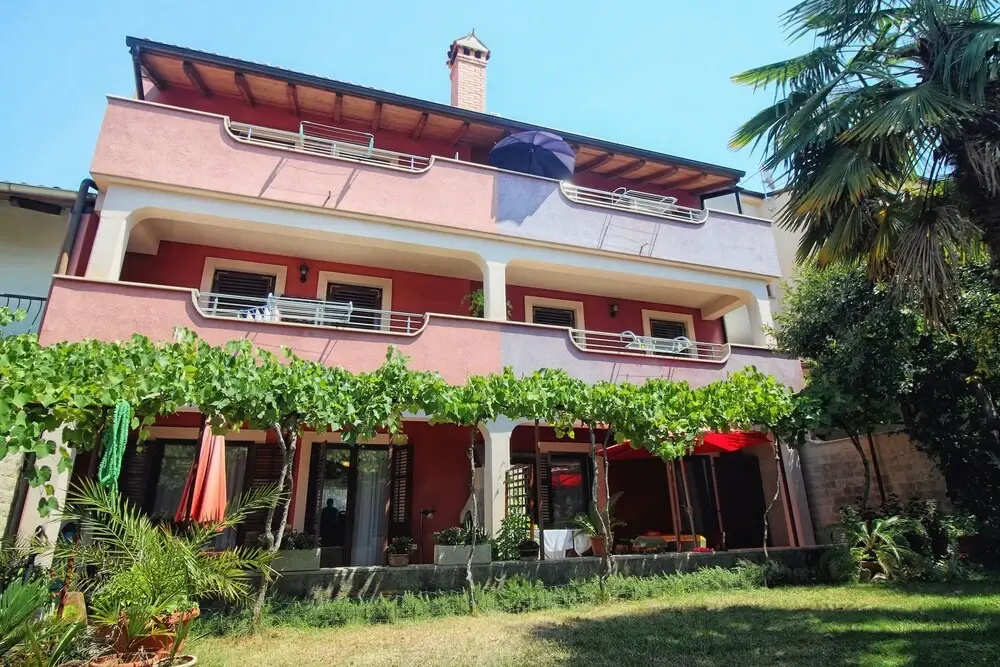 Apartments Lidija