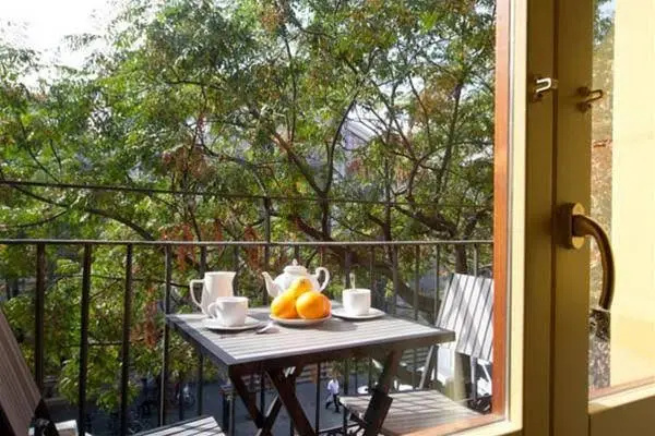 Flatsforyou Sorolla House
