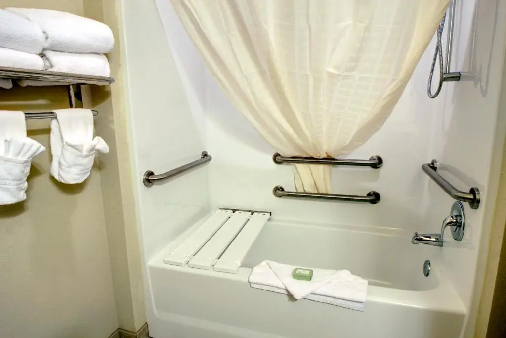 Cobblestone Hotel & Suites - Beulah - Chambres
