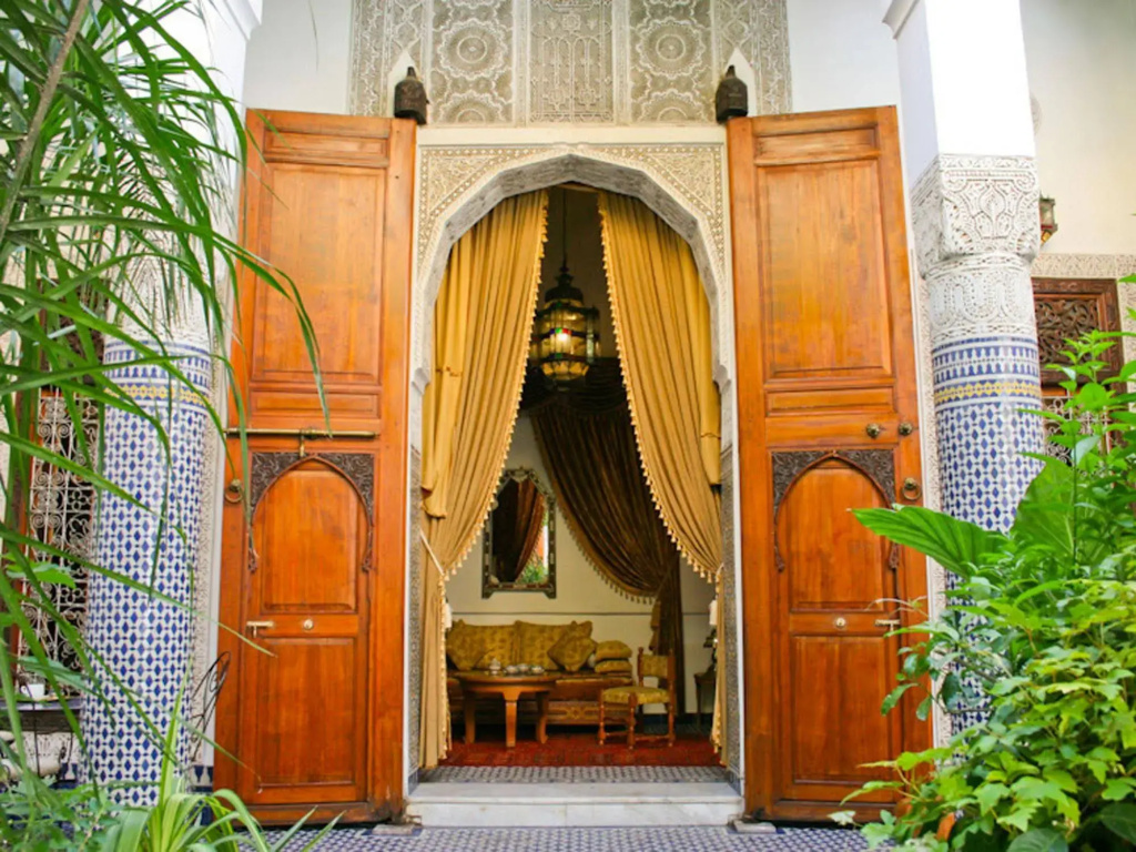 Riad Louna - Général