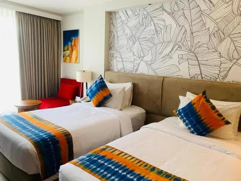 Deluxe Double room with balcony and with pool view (full double bed)