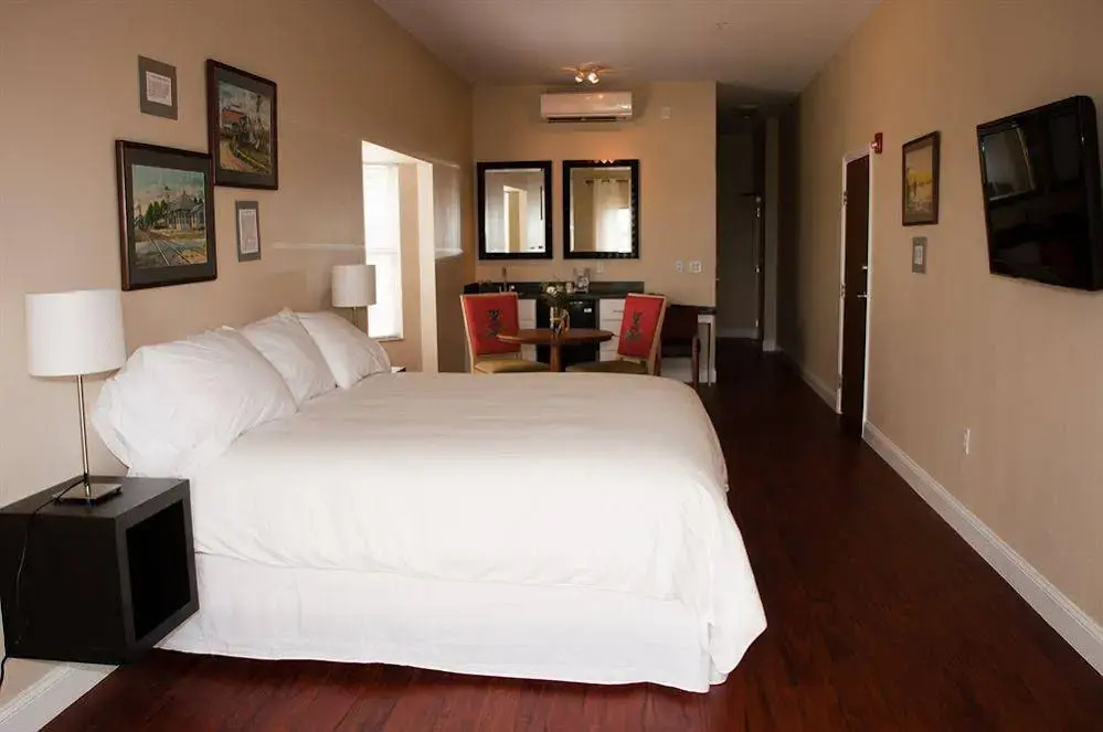 Hotel photo 1