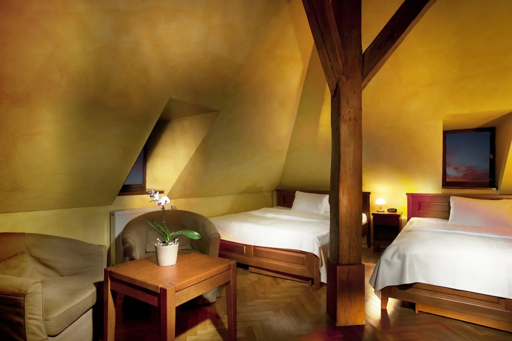 Hotel At the Golden Scissors - Général