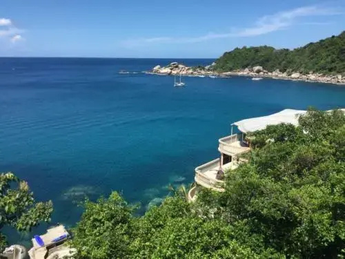 Beach & Waterfront