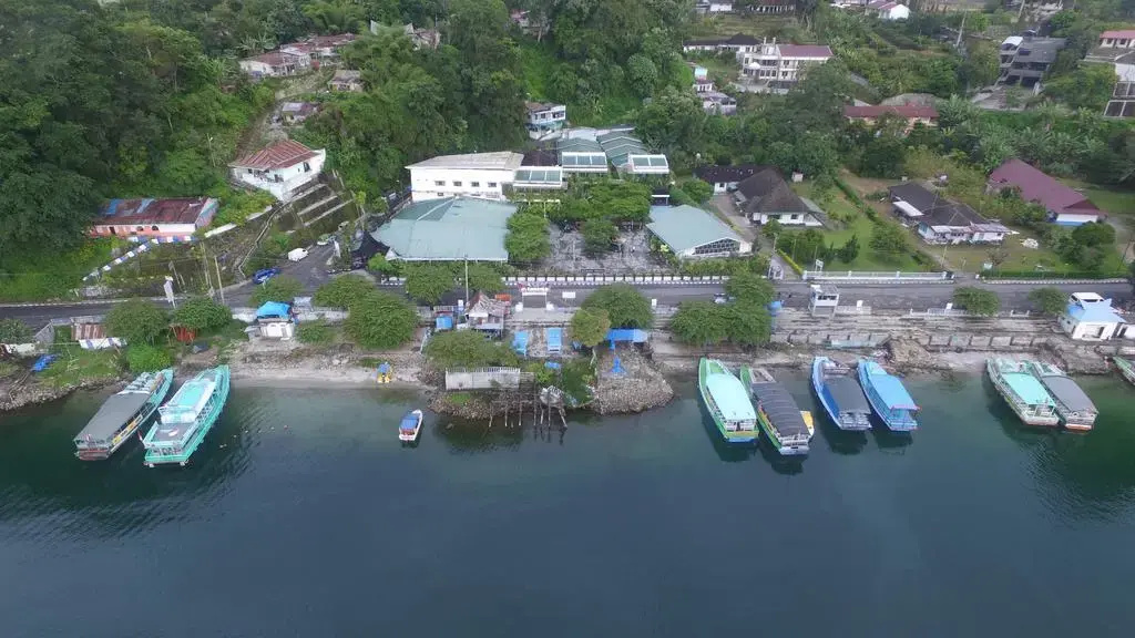 Beach & Waterfront