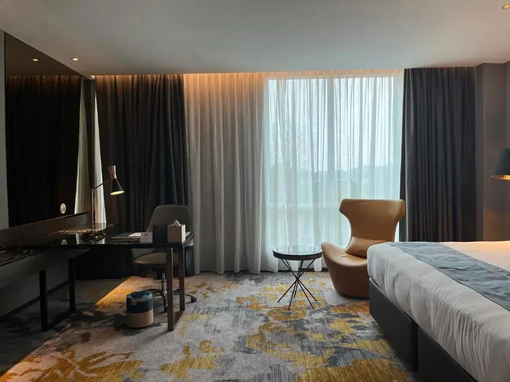 Executive Suite