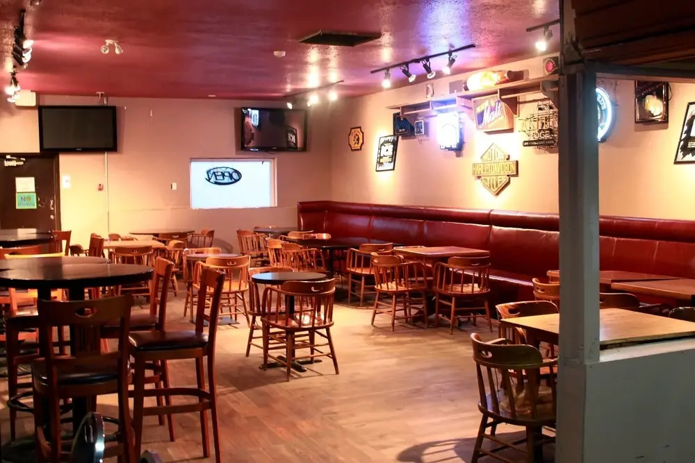 Fort Nelson Hotel - фото 28