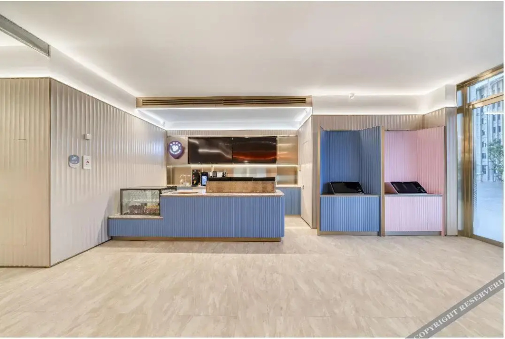 Lobby & Reception