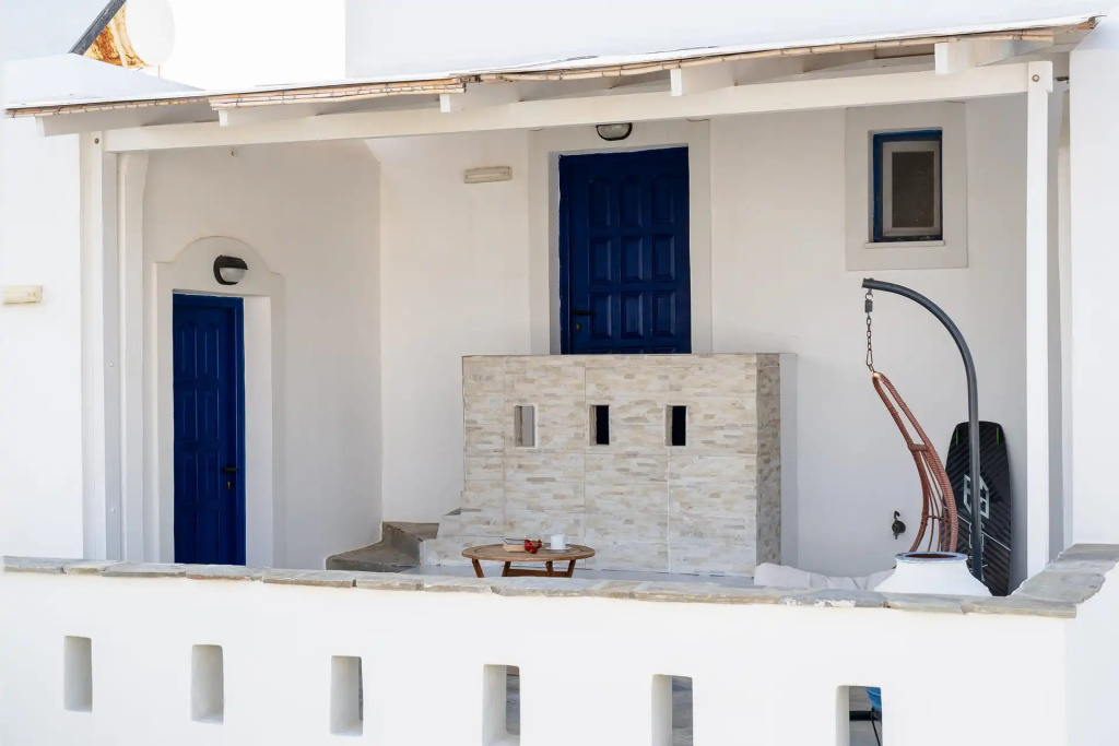 Diamantis studios apartments