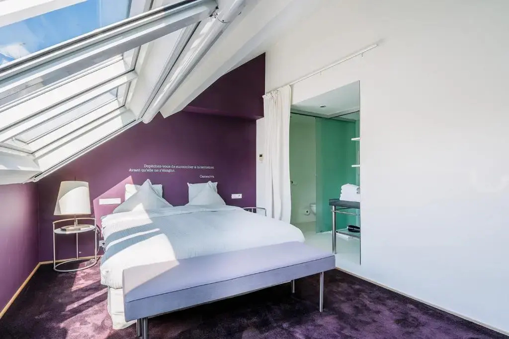 Hotel Cafe Pacific - Chambres