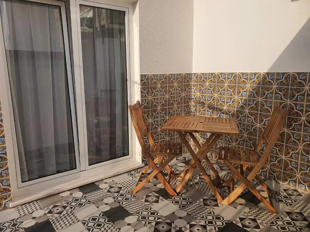 Standard Double room with balcony (full double bed)