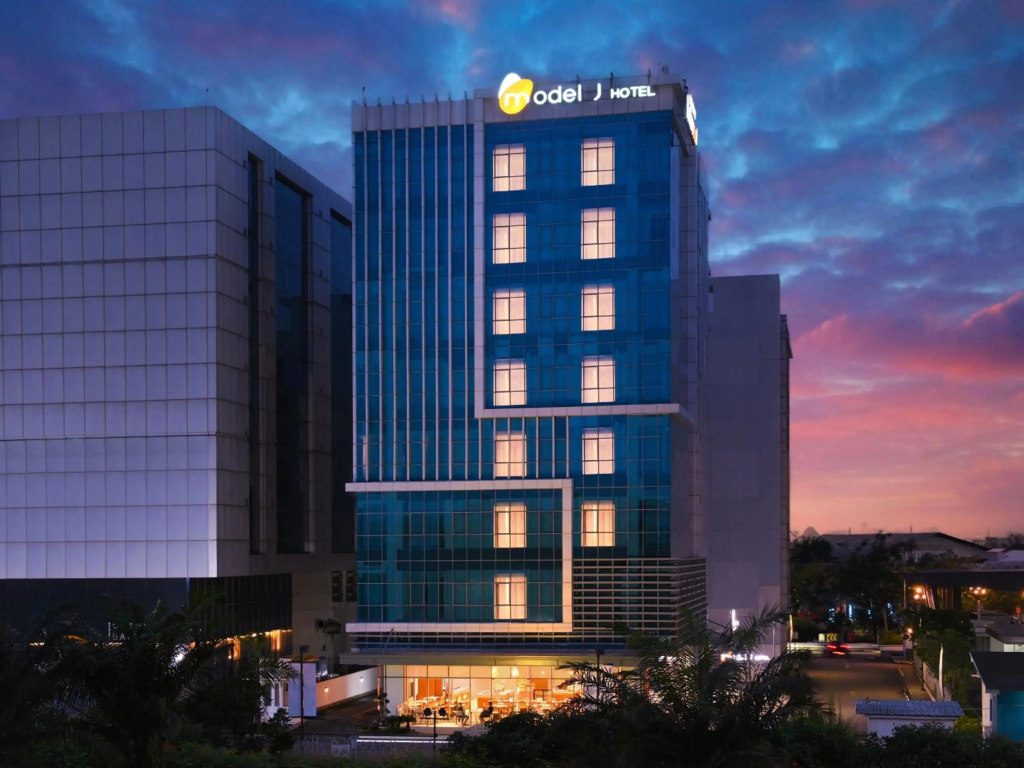 Model J Hotel Jakarta Soekarno Hatta Airport in Tangerang