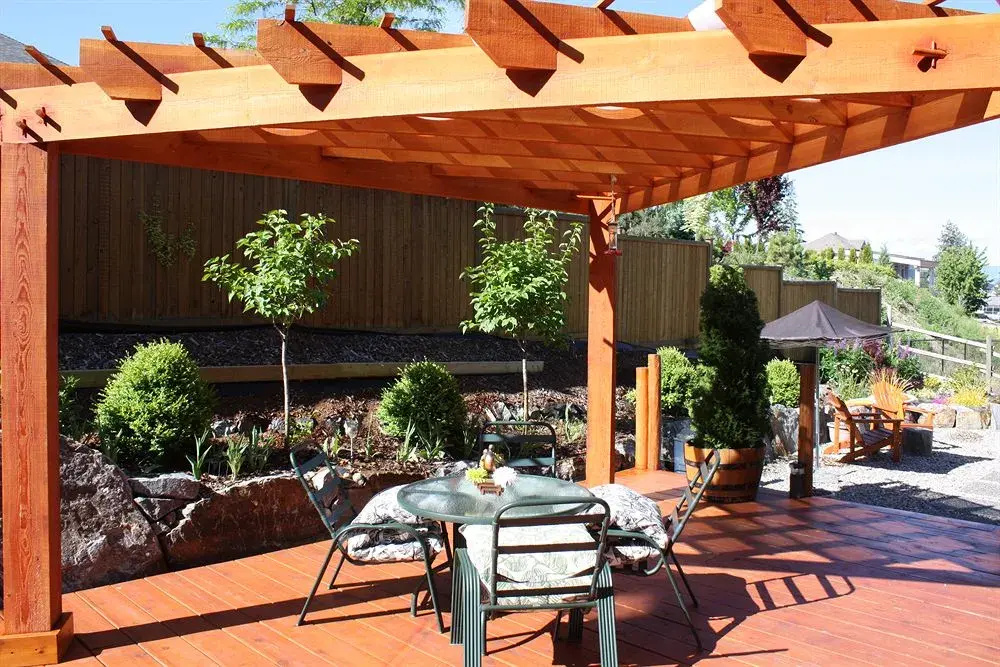 A Okanagan Lakeview Inn