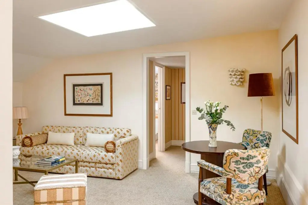 Saint James Paris - Relais & Chateaux 92