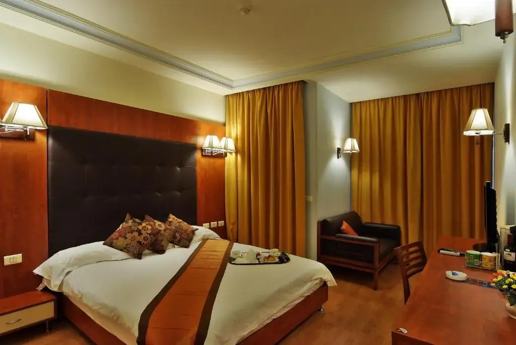 Standard Double room (full double bed)