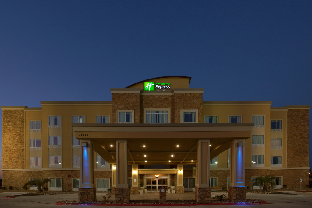 Holiday Inn Express & Suites Austin South-Buda by IHG