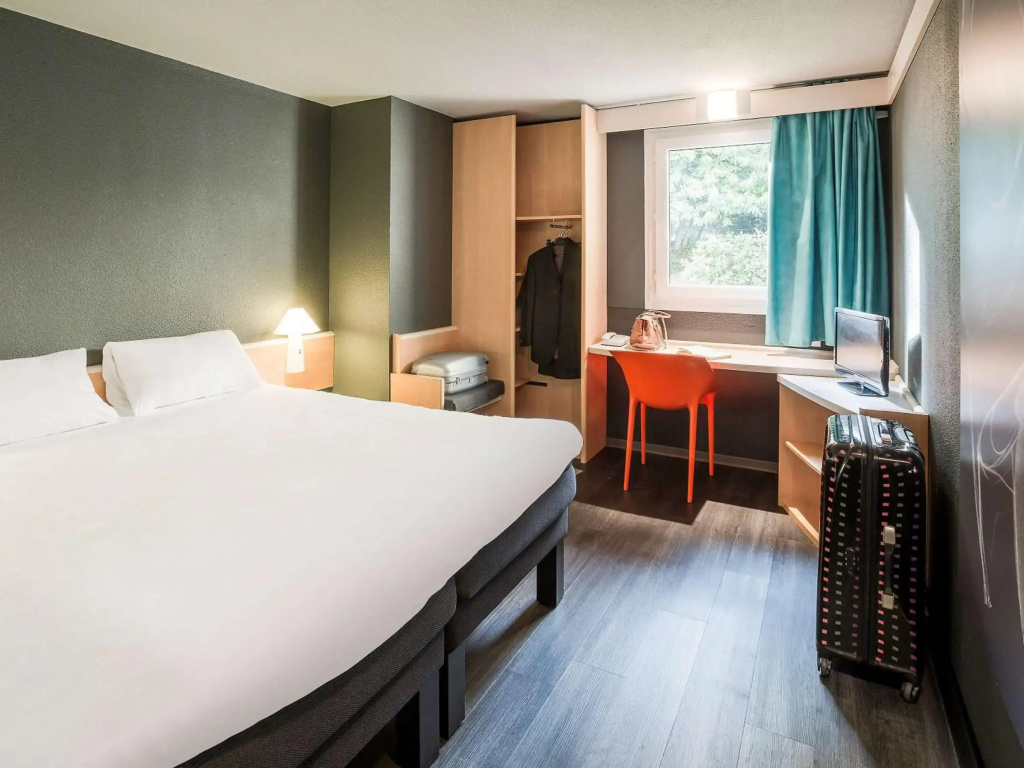 Voir la photo 2 — ibis Rennes Cesson
