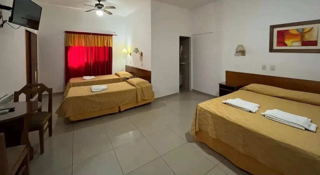 Gran Hotel Cristal - Chambres