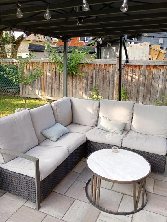Bright Bedroom- YYZ, Humber College, EGH, Quiet