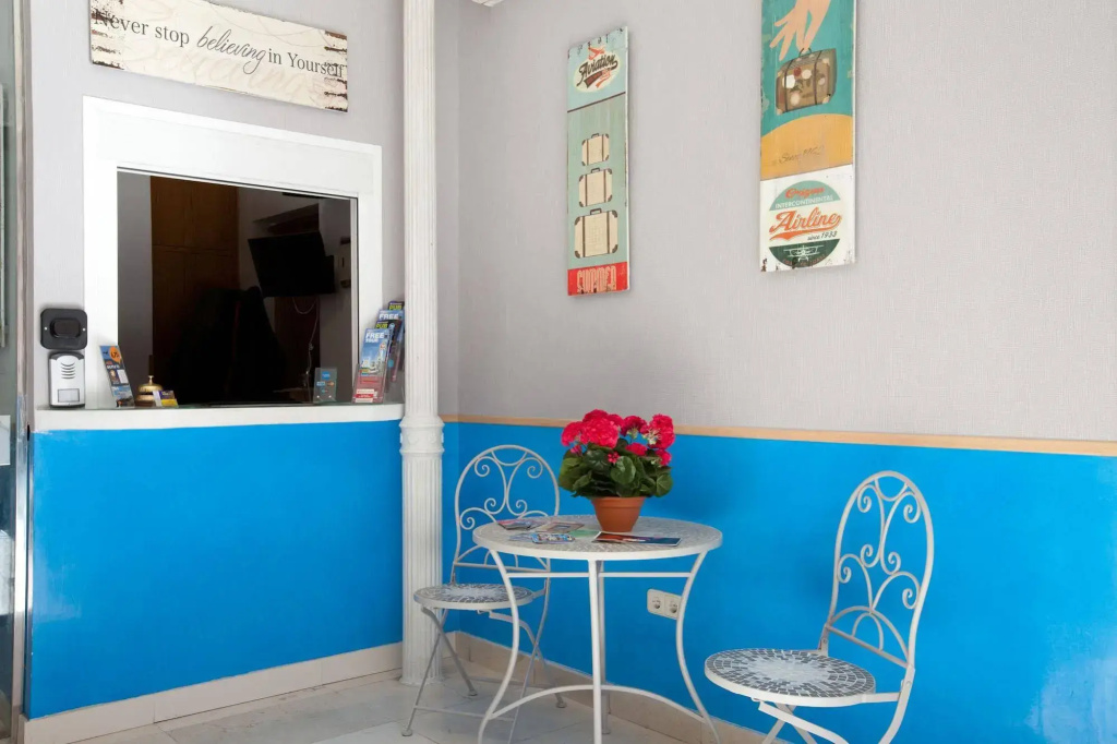 Hostal Montaloya