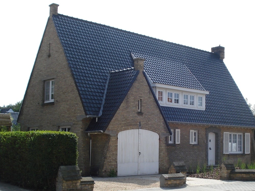 Fabulous Luxury Villa With Spacious Garden in Nieuwpoort