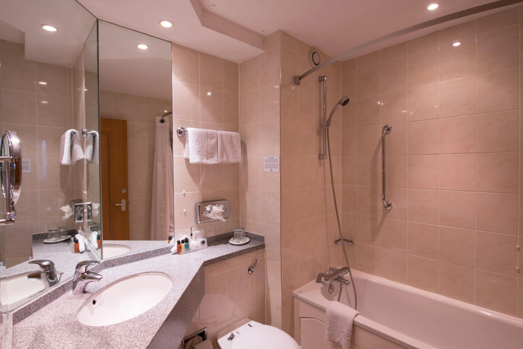 Holiday Inn Leamington Spa - Warwick by IHG - Général