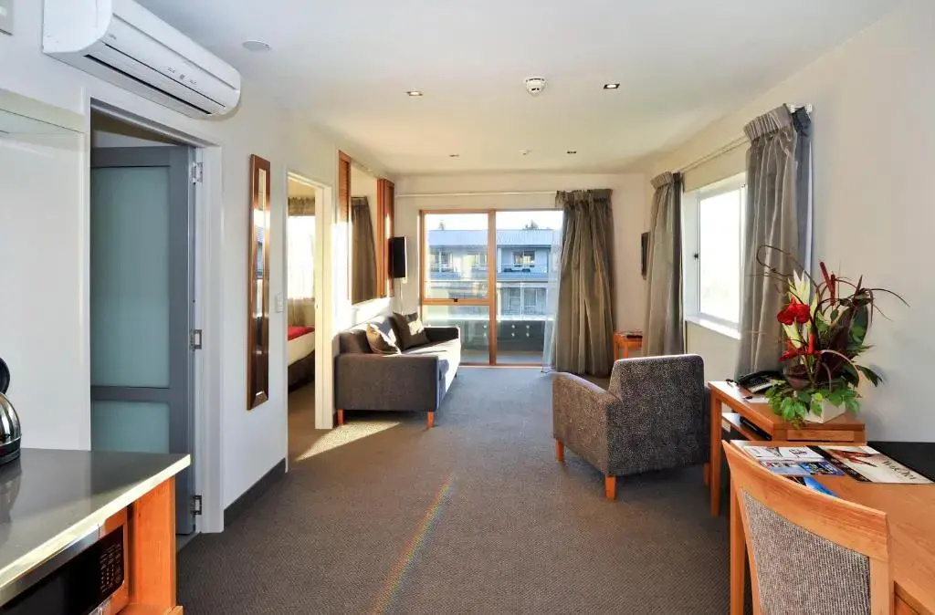 Wai Ora Lakeside Spa Resort - Chambres