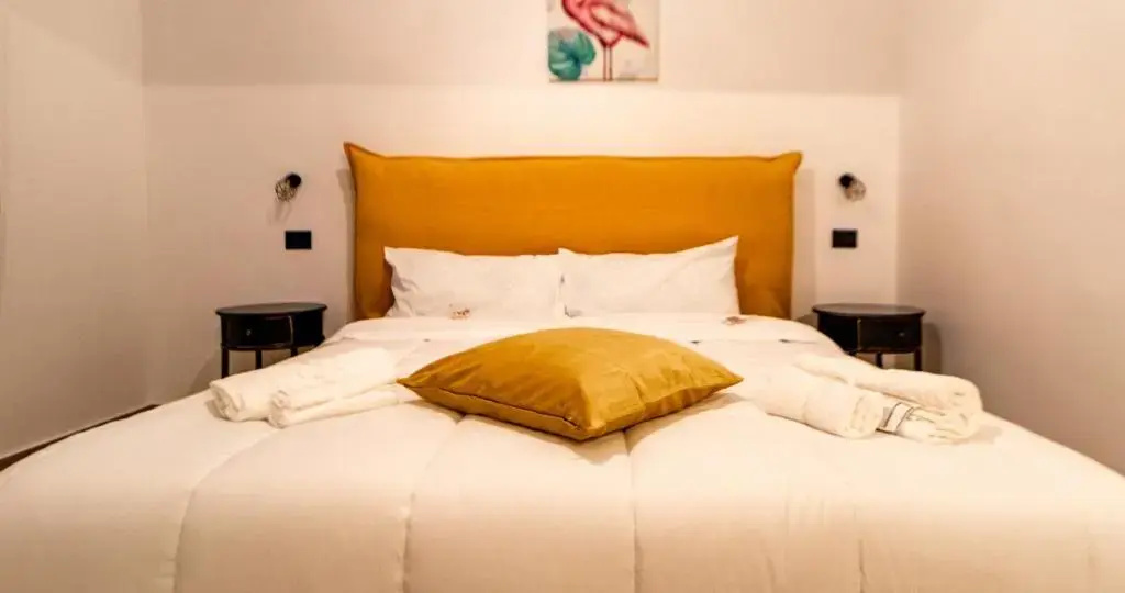 Cariddi Double room (full double bed)