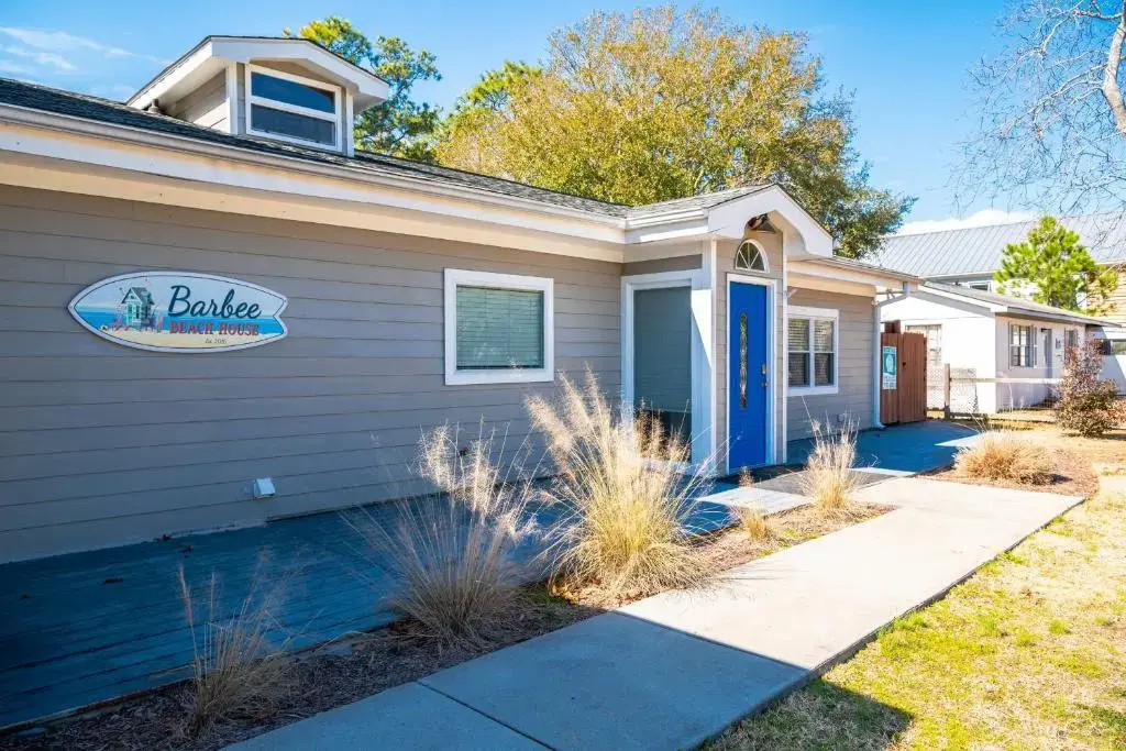 Barbee Beach House by Oak Island Accommodations