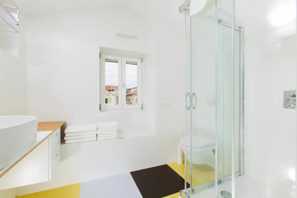 Standard Double Attic room (full double bed)
