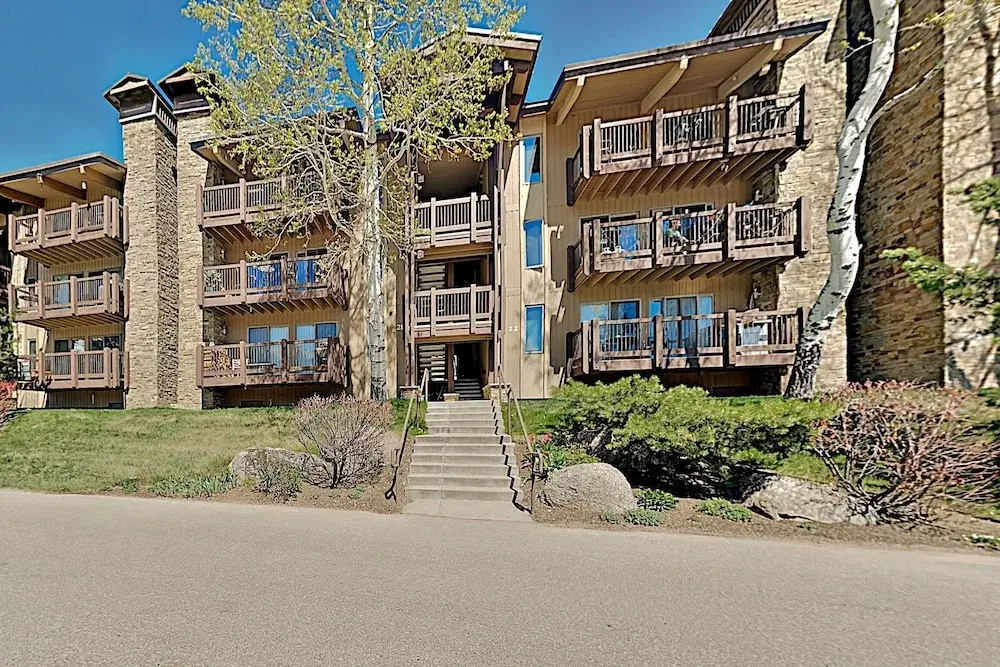 Alpine Condo in Snowmass Village by RedAwning