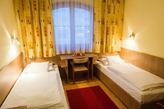 Hotel Három Gúnár by null