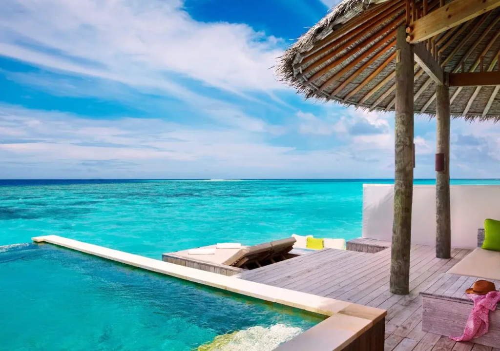Beach & Waterfront