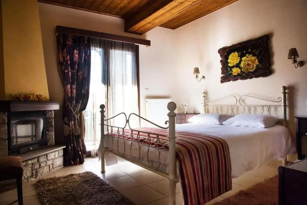 Gis Chrisopeleia Lake View - Chambres