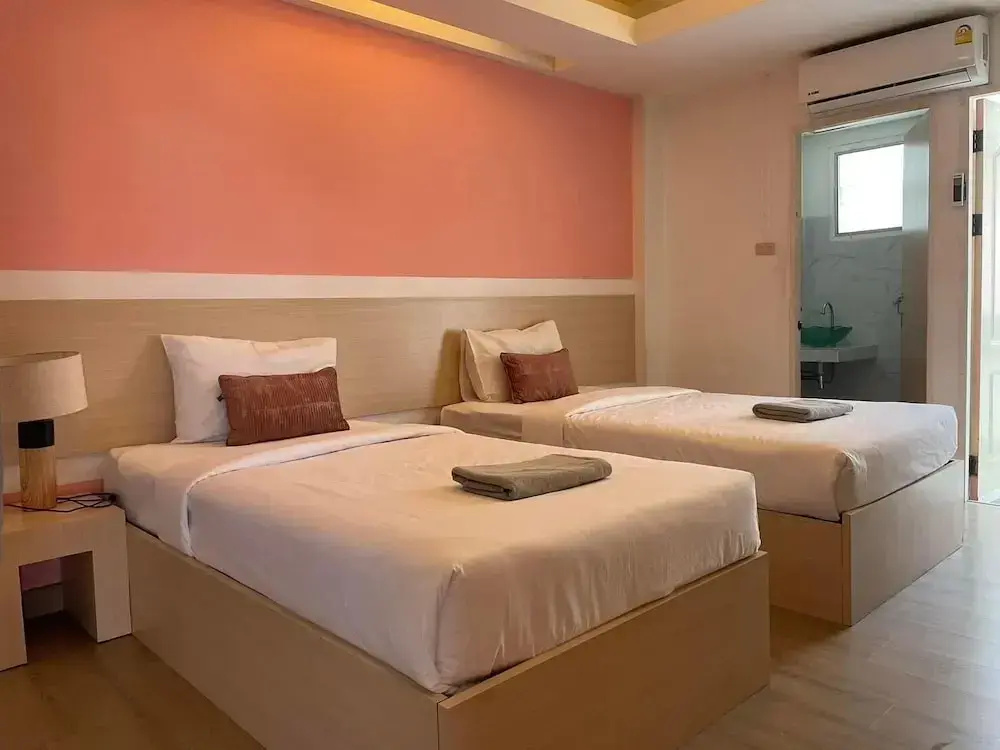 Standard Double room (twin beds)